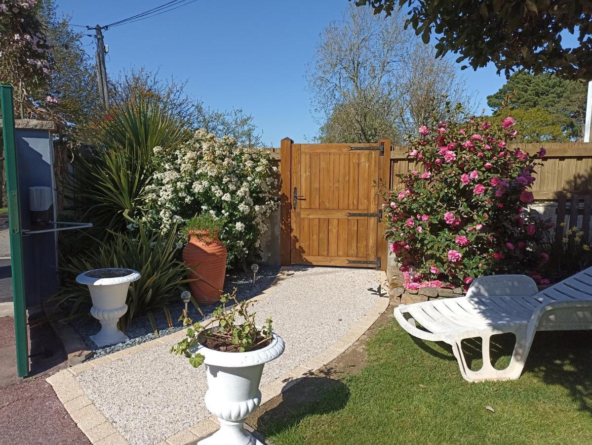 Kerfany-les-Pins Liorzh An Ty B&B 외부 사진